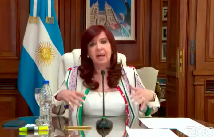 Cristina Kirchner hable en el cierre de la causa vialidad - Foto: NA