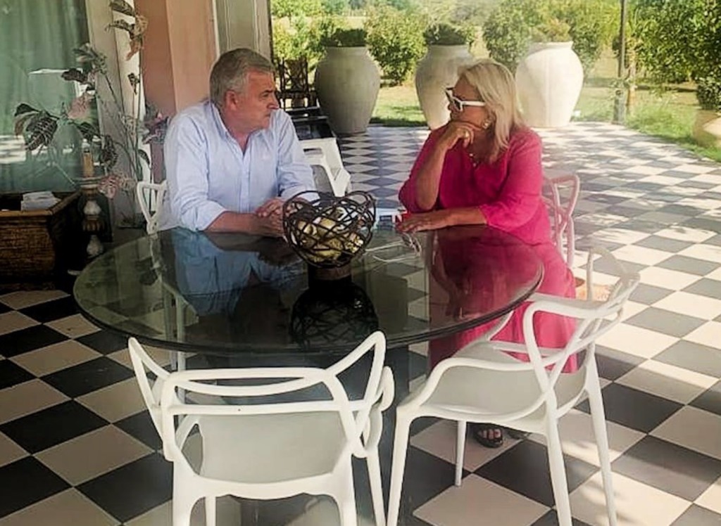 Gerardo Morales junto a Elisa Carrió -