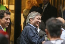 En un clima muy tenso y con fuertes diferencias, el kirchnerismo sumó al PJ a la presión de Cristina contra la Justicia Máximo Kirchner llega a la reunión de la mesa política del Frente de Todos - Foto: NA
