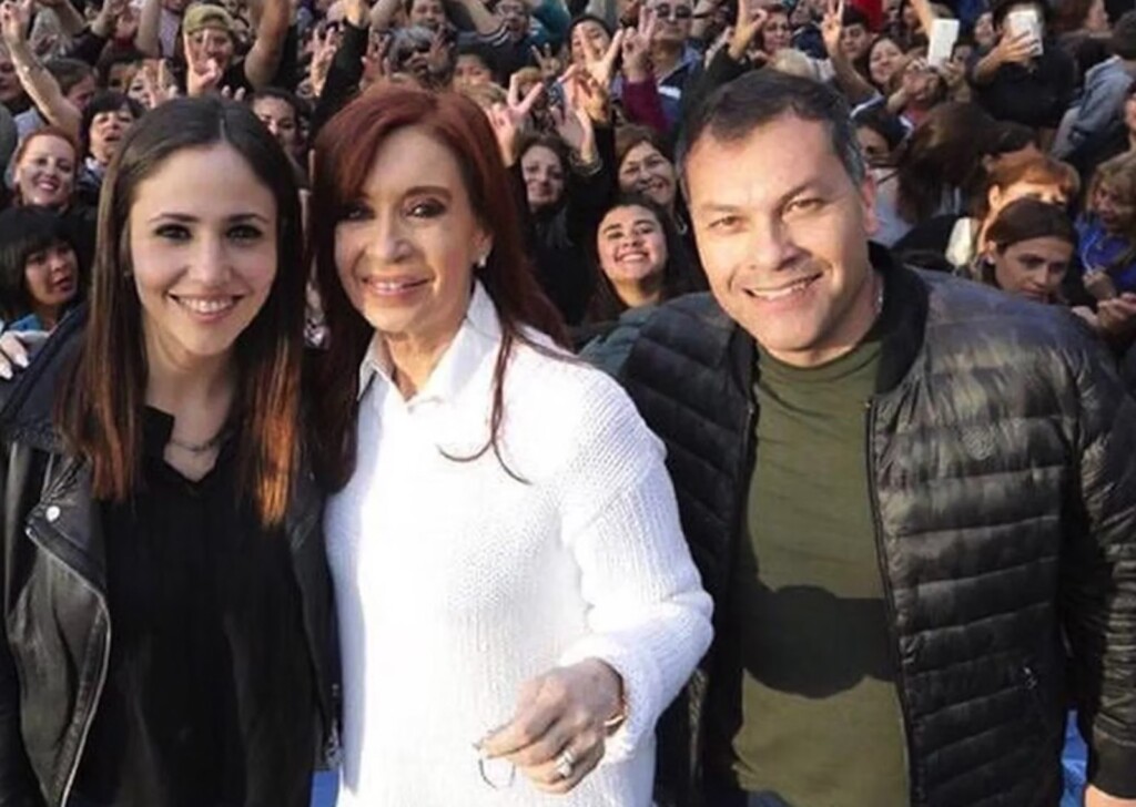 Romina Uhrig junto a Cristina Kirchner -