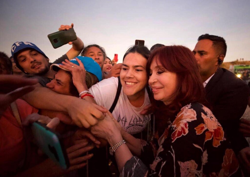 La vicepresidenta Cristina Kirchner habla en la Universidad Nacional de Rio Negro - Foto: NA