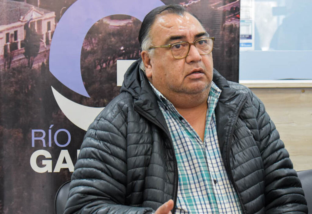 El director del Departamento de Tránsito de la municipalidad de Río Gallegos, José Amador Hidalgo - Foto: Prensa Municipalidad