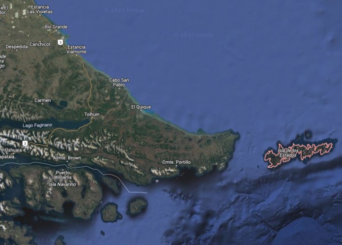 Isla de los Estados parte del territorio de Tierra del Fuego