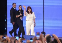 La vicepresidenta de la Nación Cristina Kirchner en un acto en La Plata - Foto: NA