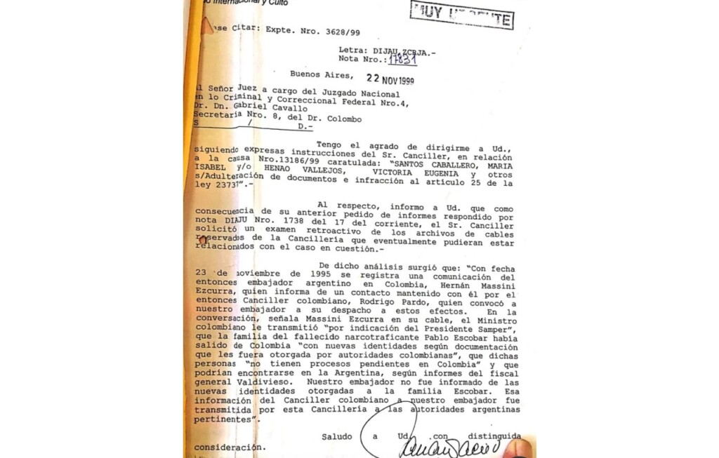 “Cambiemos” en el Calafate hace lugar a la mujer del más horroroso criminal del mundo, la propone como “víctima de género” y oculta la otra mitad de la historia negra que la condena