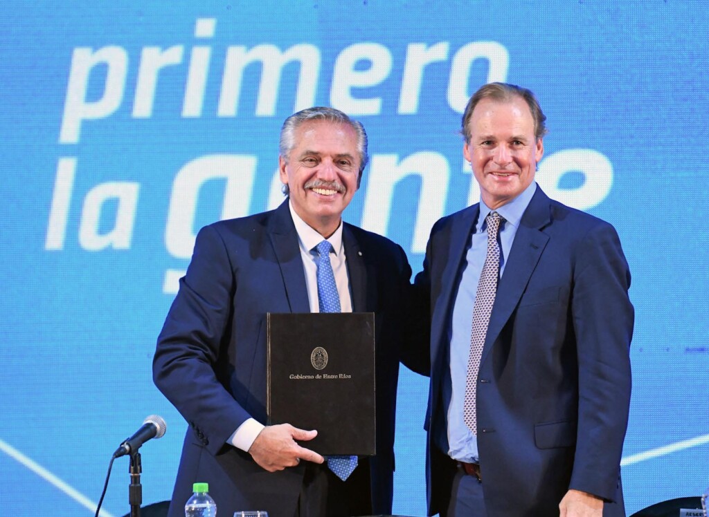 Gustavo Bordet gobernador de Entre Ríos junto al Presidente Alberto Fernández - Foto: NA