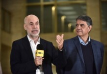 La Corte Suprema rechaza intervenir en impugnación a Jorge Macri como precandidato a jefe de Gobierno El jefe de Gobierno porteño junto a Jorge Macri - Foto: NA