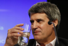 La respuesta de Prat Gay tras ser acusado de criticar al Gobierno ante el FMI El economista de Juntos por el Cambio Alfonso Prat Gay - Foto: NA