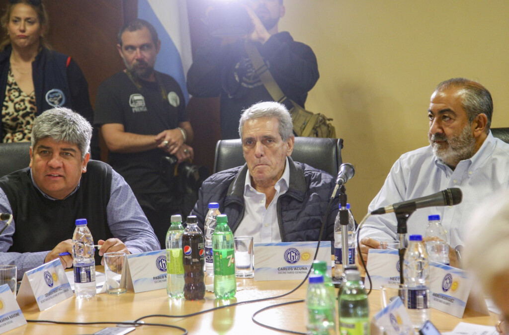 El Consejo Directivo de la CGT reunido - Foto: NA