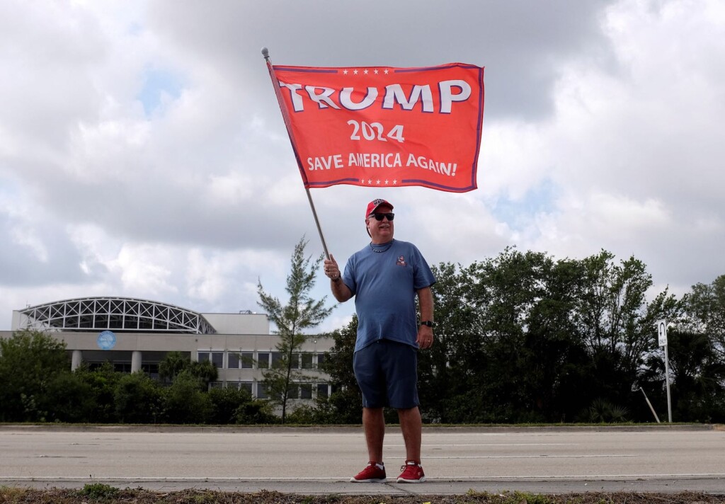 Un fanático del expresidente de Estados Unidos Donald Trump - Foto: NA