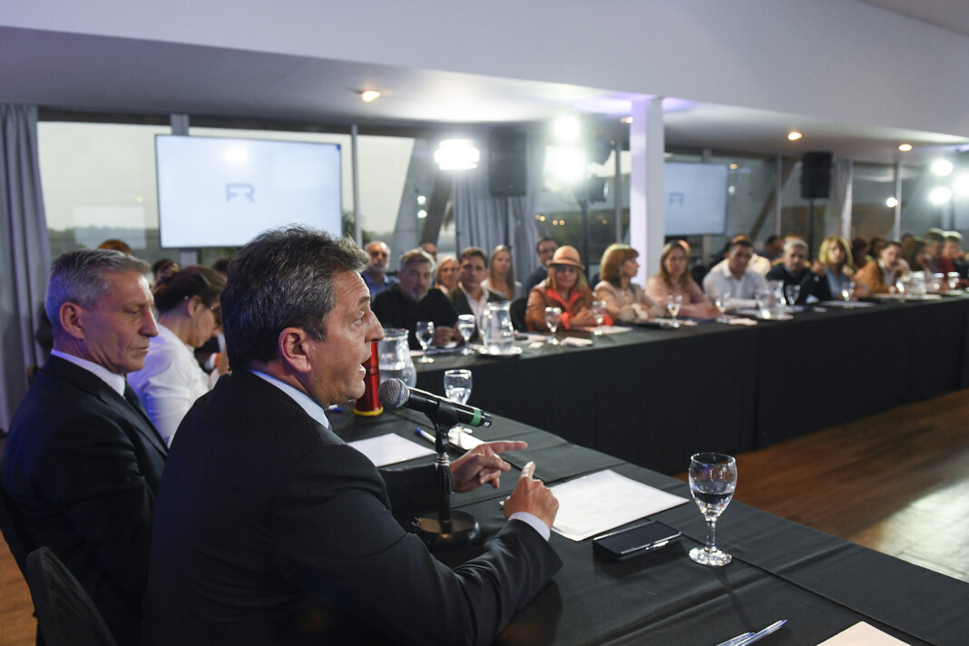 Sergio Massa encabezó la mesa del Frente Renovador para convocar al congreso del partido - Foto: Prensa Ministerio Economía