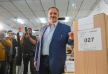 El gobernador de La Rioja Ricardo Quintela - Foto: NA
