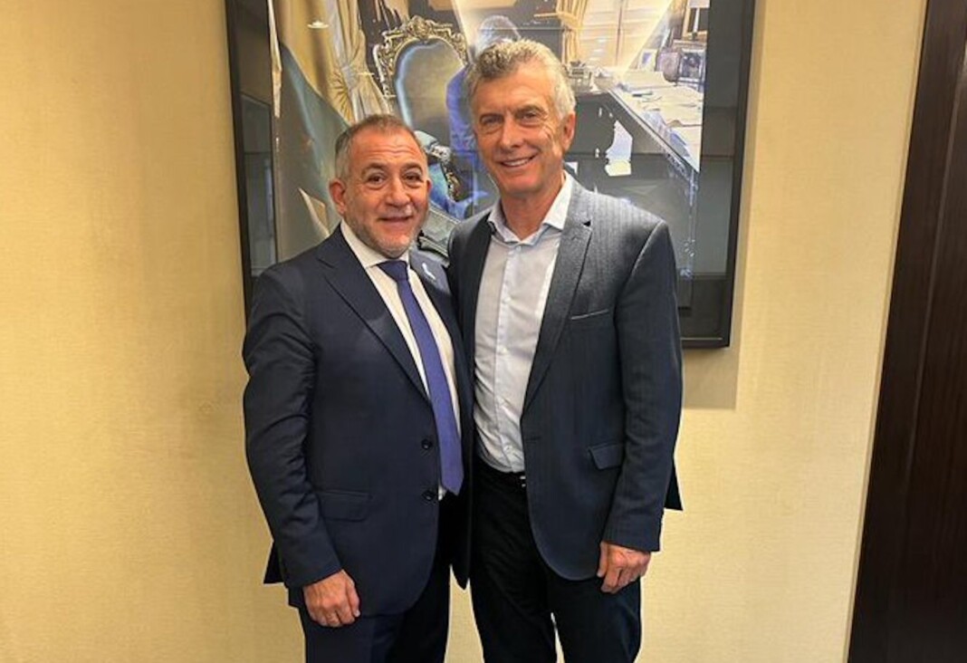 Luis Juez junto a Mauricio Macri - Foto: