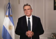 Agustín Rossi acusa a funcionarios de Juntos por el Cambio de obstaculizar las negociaciones con el FMI Agustín Rossi precandidato a presidente - Foto: NA