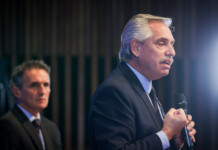 Alberto Fernández responde a spot de campaña de Juntos por el Cambio: “Lo que hicimos, no lo vamos a cambiar” El presidente Alberto Fernández hoy en el Centro Cultural Kirchner, lo acompaña el ministro Gabriel Katopodis - Foto: NA