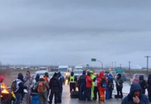 Docentes cortan ruta 3 desde las 05:30 hs de hoy, en Chimen Aike