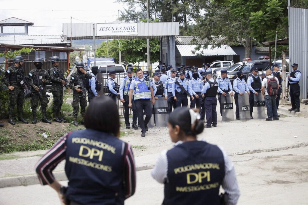 Motín en cárcel de Honduras deja al menos 41 mujeres muertas - Foto: NA