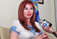 Quieren nombrar como Jueza de Familia de Caleta Olivia a una ex Ministra de Familia de Martín Buzzi, condenada por el TC de Chubut a pagar 650 mil pesos por corrupción administrativa en 2015 La Dra Rosa Elena González Jueza del Juzgado de Primera Instancia de Familia de la Segunda Circunscripción de Caleta Olivia -