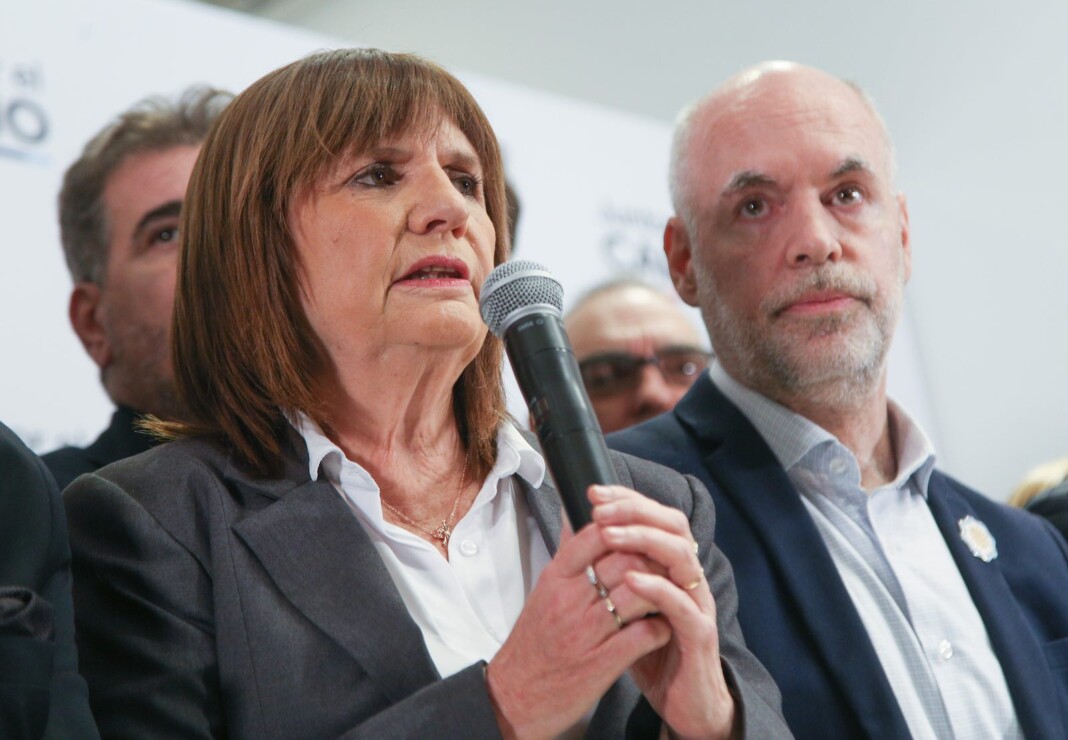 Dirigentes de Juntos por el Cambio durante la conferencia de prensa que ofrecieron en la sede del PRO - Foto: NA