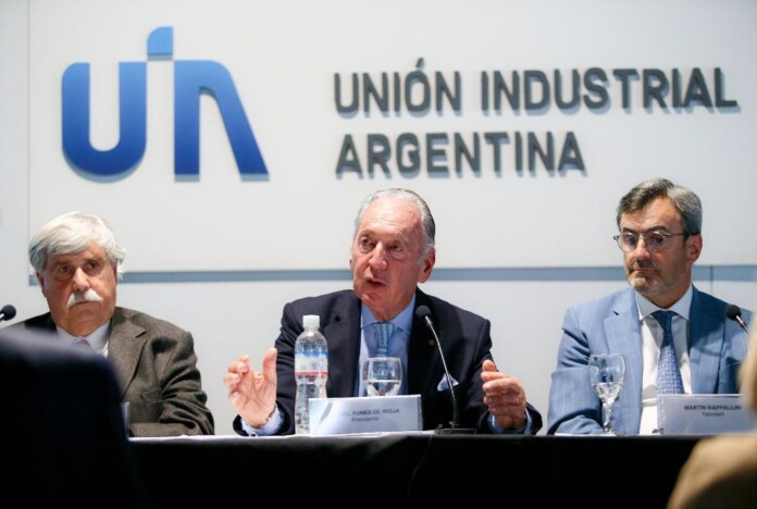La UIA Celebra la 29ª Conferencia Industrial con fuerte presencia política