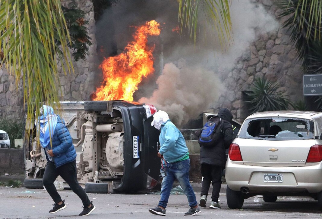 Los incidentes en la Legislatura de Jujuy -