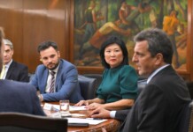 El humo de la “descarbonización” del BID, la contradictoria agenda de YCRT la timba de Massa y los gremios que cualquier excusa les viene bien para no trabajar el Ministro de Economía Sergio Massa, anunció bajo el título “Nuevo apoyo del BID a la Argentina” la asignación de 350 millones de dólares al gobierno para “apoyar la agenda climática y la descarbonización” - Foto: Economía