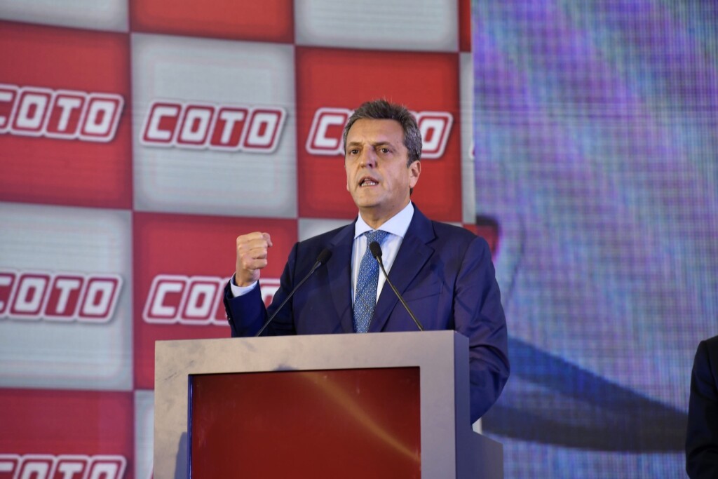 Sergio Massa, encabezó este viernes el acto inaugural de un nuevo centro comercial Coto ubicado en la localidad de Tigre - Foto: Ministerio de Economía