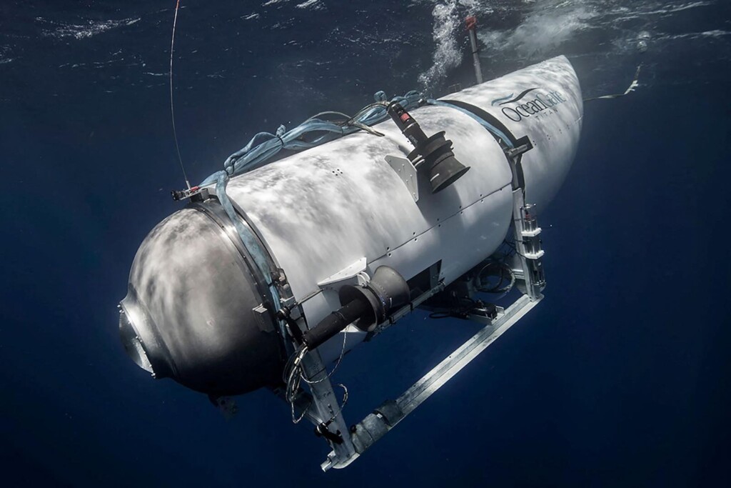 Aviones canadienses detectan ruidos submarinos en la búsqueda de submarino turístico desaparecido cerca del Titanic - Foto: NA