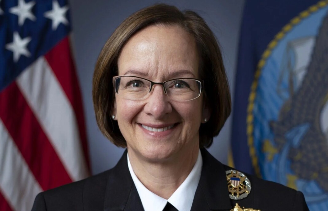 Almirante Lisa Franchetti será la primera mujer en dirigir la Marina de Estados Unidos