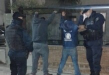 Vendían drogas cerca de una escuela y fueron detenidos Vendían drogas cerca de una escuela y fueron detenidos