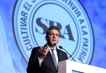 Ministro de Economía anuncia eliminación de retenciones para seis economías regionales Ministro de Economía anuncia eliminación de retenciones para seis economías regionales - Foto: NA