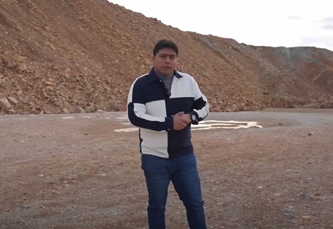 Claudio Vidal se acordó del desastre ecológico que produce la minería, pero no hace mención a la devastación petrolera en zona norte y la contaminación del agua