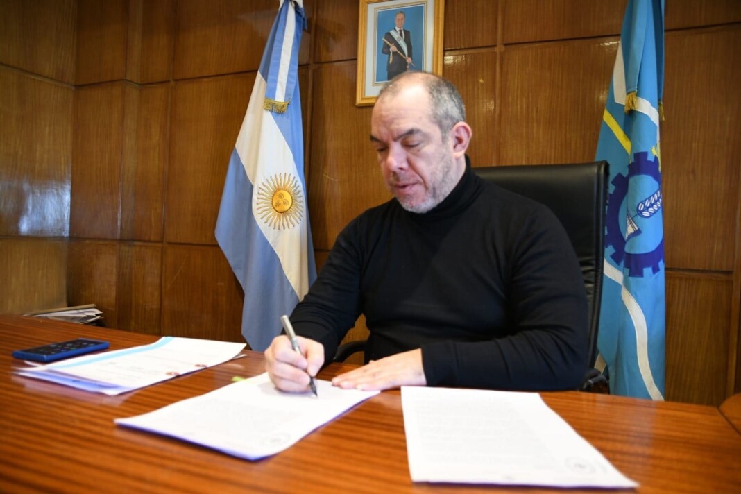 El ministro de Educación de Chubut, José María Grazzini