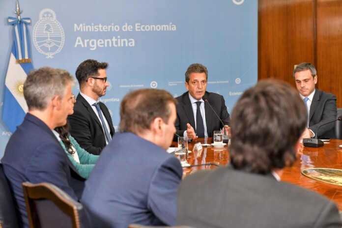 Sergio Massa firmo un acuerdo de precios con supermercadistas - Foto: Prensa Economía