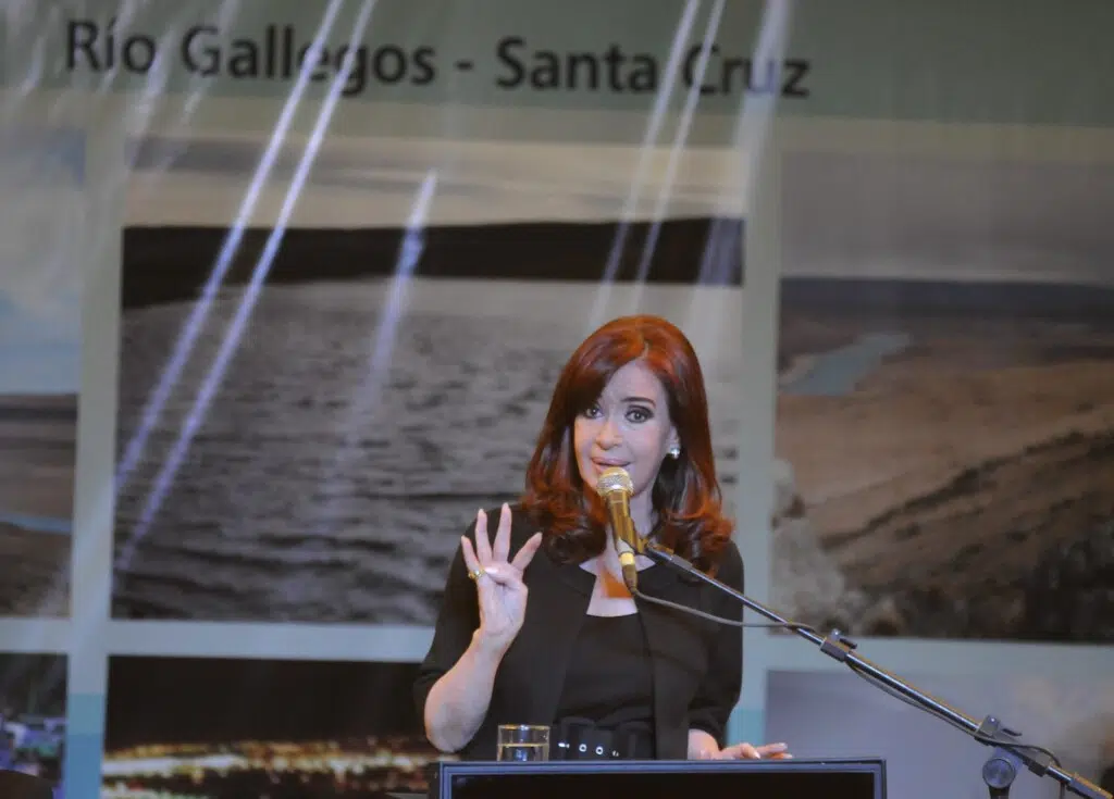 Cristina Kirchner siendo Presidenta de la Nación anuncia las obras de la represas sobre el río Santa Cruz - Foto: OPI Santa Cruz/Francisco Muñoz