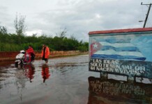 Huracán Idalia avanza hacia la Costa del Golfo de Florida Huracán Idalia avanza hacia la Costa del Golfo de Florida