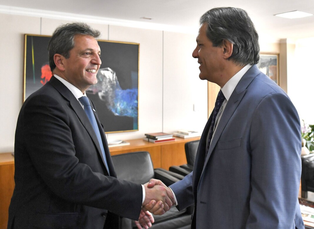 Reunión de ministros de Economía en Brasilia, Sergio Massa y Fernando Haddad - Foto: Prensa economía
