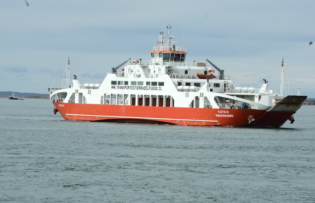 Uno de los ferry de la empresa Transbordadora Austral Broom S.A - Foto: OPI Santa Cruz/Francisco Muñoz