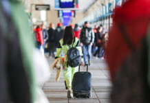 680,000 personas viajaron por todo el país en el fin de semana largo 680,000 personas viajaron por todo el país en el fin de semana largo - Foto: NA