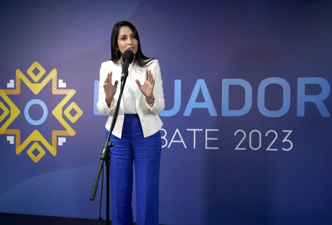 La candidata a la presidencia de Ecuador, Luisa González