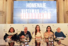 Victoria Villarruel encabeza homenaje a víctimas del terrorismo Victoria Villarruel encabeza homenaje a víctimas del terrorismo