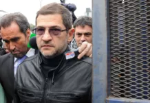 Sergio Schoklender le remataron una propiedad la compró el intendente Mario Ishii y debe 150 mil dólares Sergio Schoklender le remataron una propiedad la compró el intendente Mario Ishii y debe 150 mil dólares