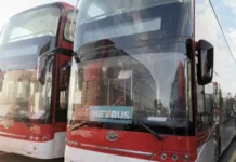 Chile estrena flota de autobuses eléctricos de dos pisos para los Juegos Panamericanos