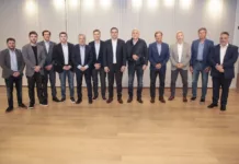 Gobernadores de Juntos por el Cambio se reúnen para establecer una postura común de neutralidad en el balotaje Gobernadores de Juntos por el Cambio se reúnen para establecer una postura común de neutralidad en el balotaje - Foto: NA