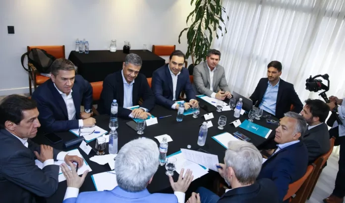 Gobernadores de Juntos por el Cambio se reúnen para definir estrategias post asunción de Javier Milei