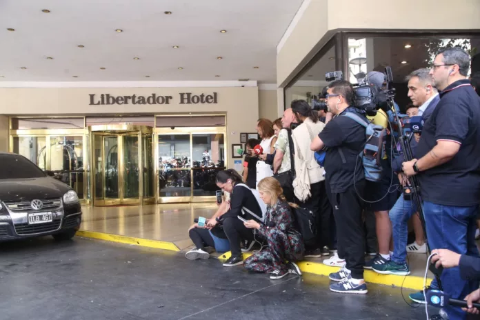 Reuniones y anuncios en el Hotel Libertador: Milei define su equipo de gobierno