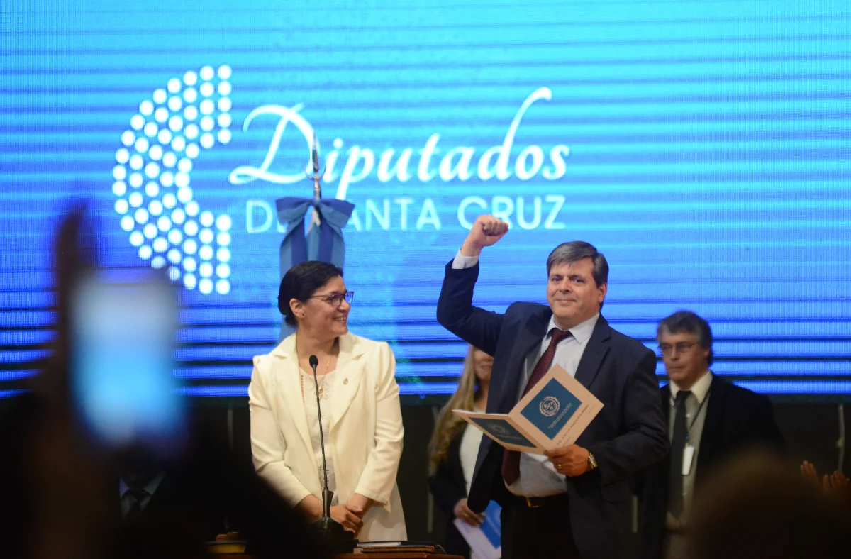 Leguizamón valoró la educación y salud pública y el control de los recursos naturales - Foto: OPI Santa Cruz/Francisco Muñoz Leguizamón valoró la educación y salud pública y el control de los recursos naturales - Foto: OPI Santa Cruz/Francisco Muñoz
