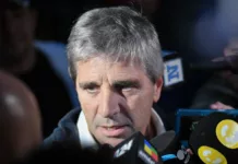 Javier Milei delinea su primera semana de gobierno en reunión con el futuro gabinete nacional El designado ministro de Economía, Luis Caputo - Foto: NA
