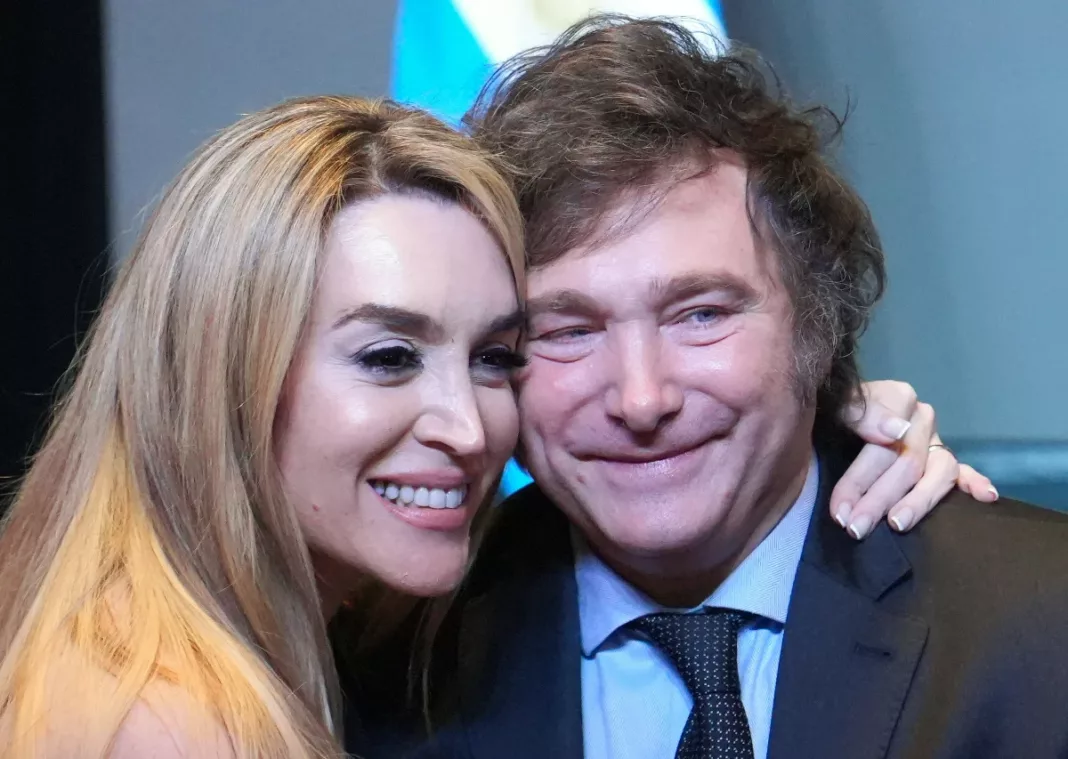 El presidente Milei viajará a Mar del Plata para ver el show de su novia