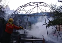 Incendio en complejo turístico